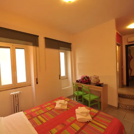 Casa Der Poeta 4* Rome