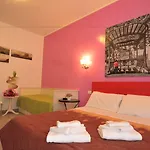 Casa Der Poeta Bed & Breakfast 4*