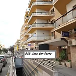Casa Der Poeta Bed & Breakfast