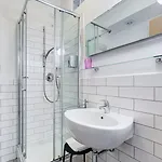 Casa Der Poeta Bed & Breakfast